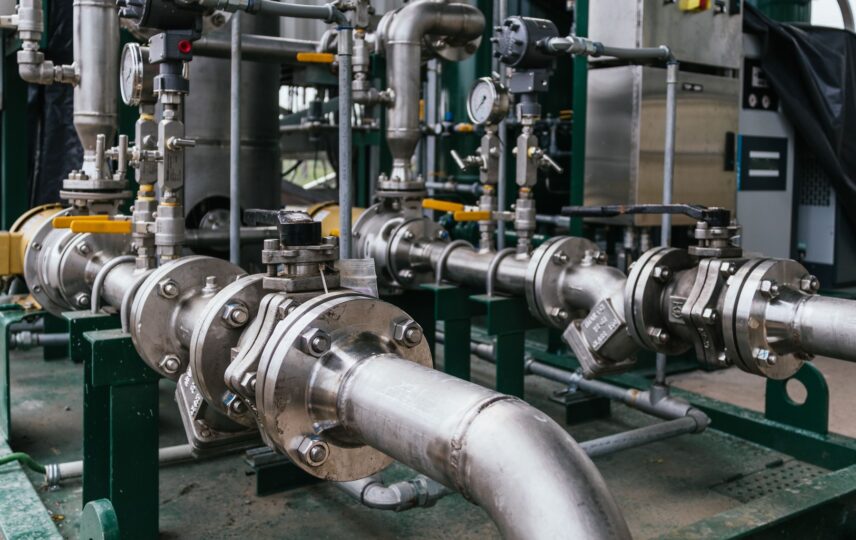 Conheça as válvulas solenoides para refrigeração da Jefferson do Brasil. Ideal para câmaras frias, chillers e linhas de amônia. Máxima performance, segurança e controle de fluxo preciso.